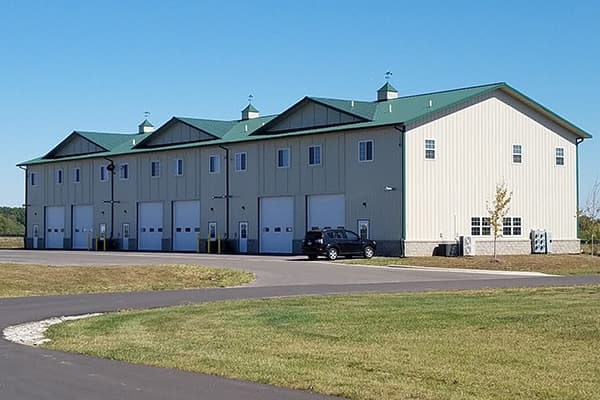 IL Building - Image 5