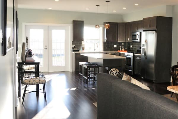 IL Building - Image 8