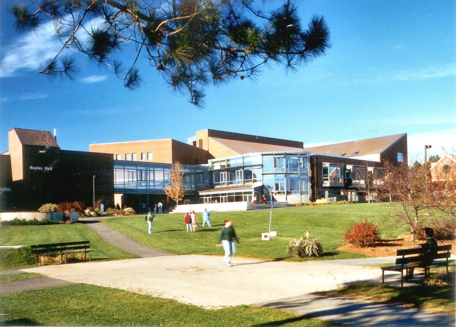Library & Learning Center - Image 4